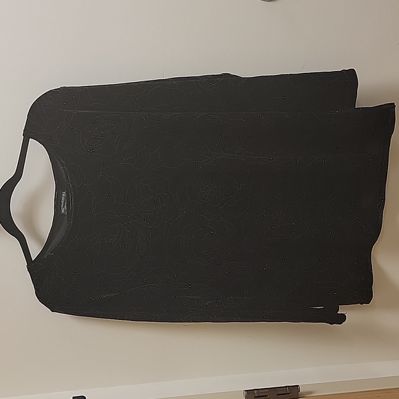 Notations black velour long sleeve with glitter rose design 1x - Picture 1 of 4